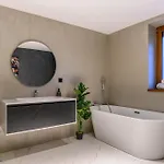 Koa - Memo Haus Apartment *
