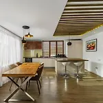 Koa - Memo Haus Brasov