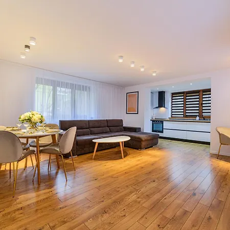 Koa - Memo Haus Apartment Brasov
